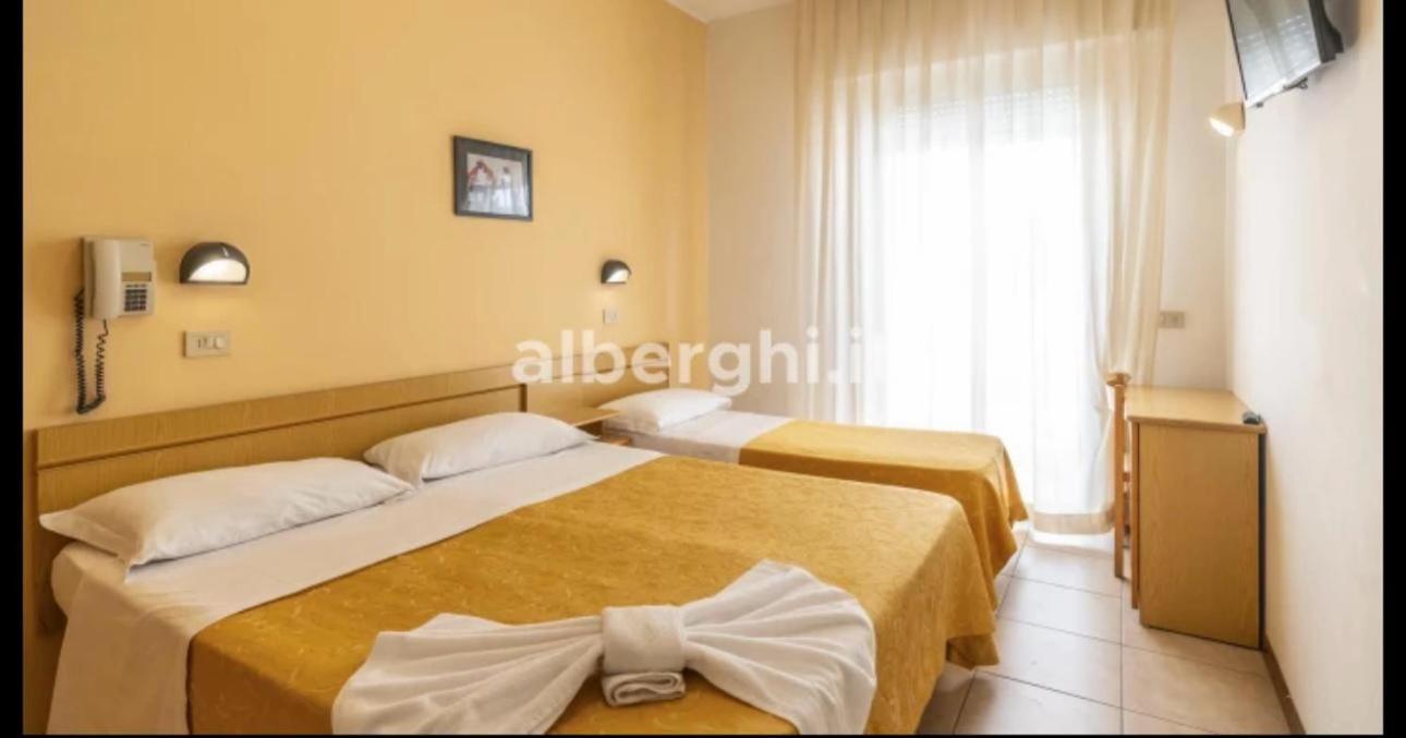 Hotel Sport Rimini Exterior foto